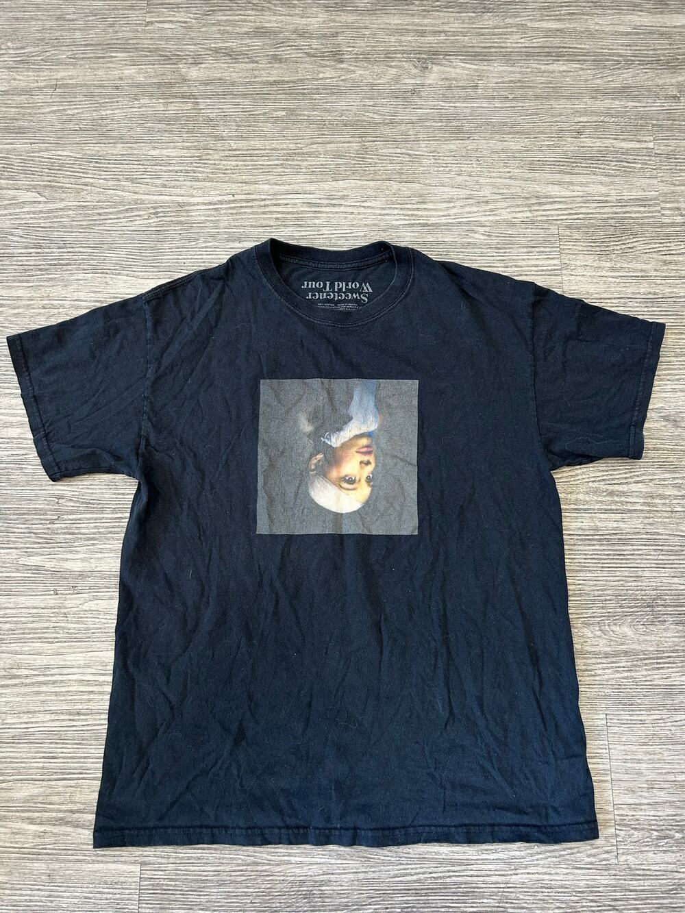 Ariana Grande Sweetener World Tour Shirt Size L Upside Down Concert Tee 2019